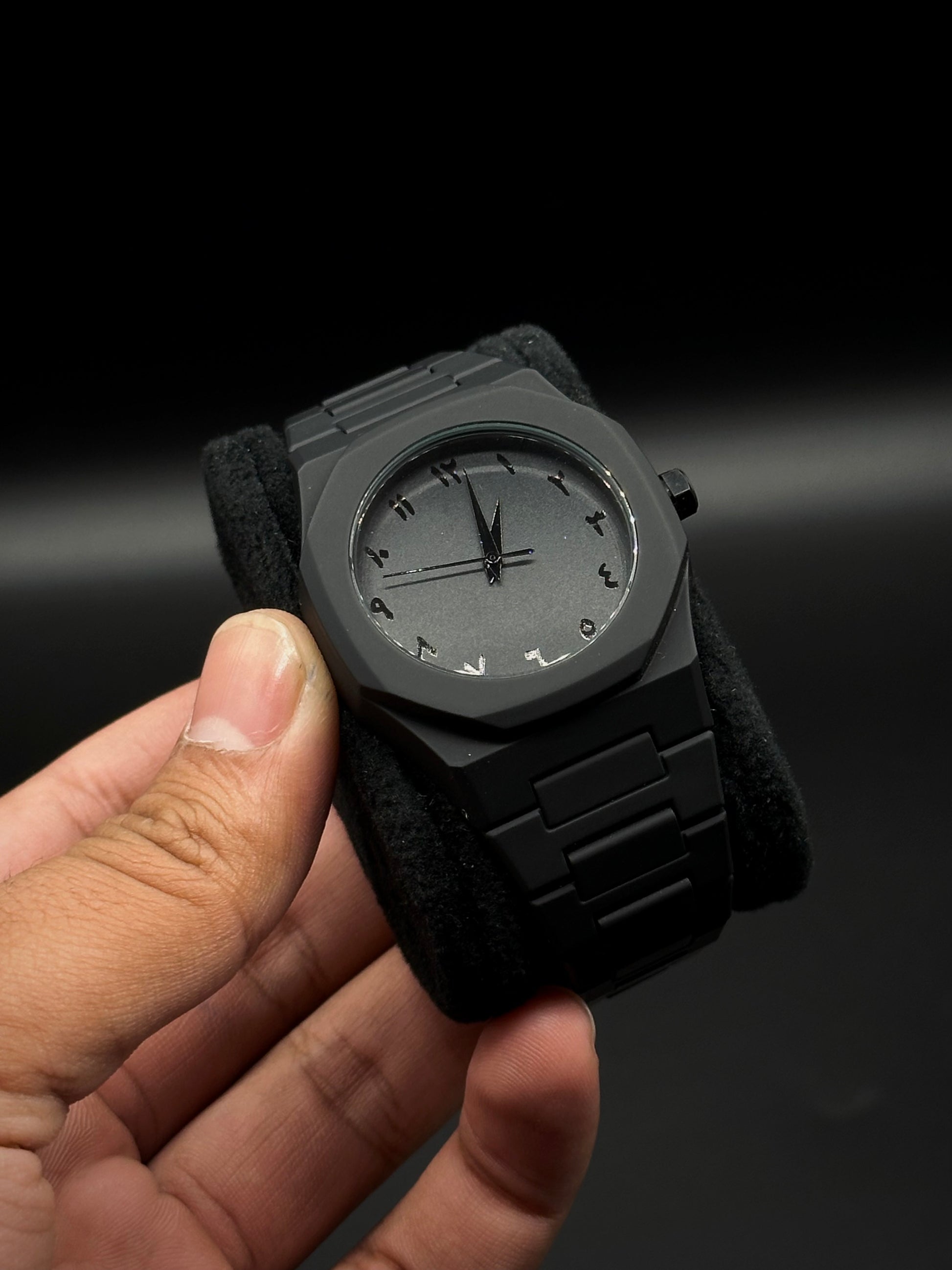 Arabic Aura Men's Watch | Octagonal Case | Trending Minimalist Wristwatch